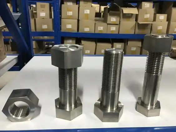 Nickel 200 vs 201 Fasteners: When to Choose Low Carbon Versions